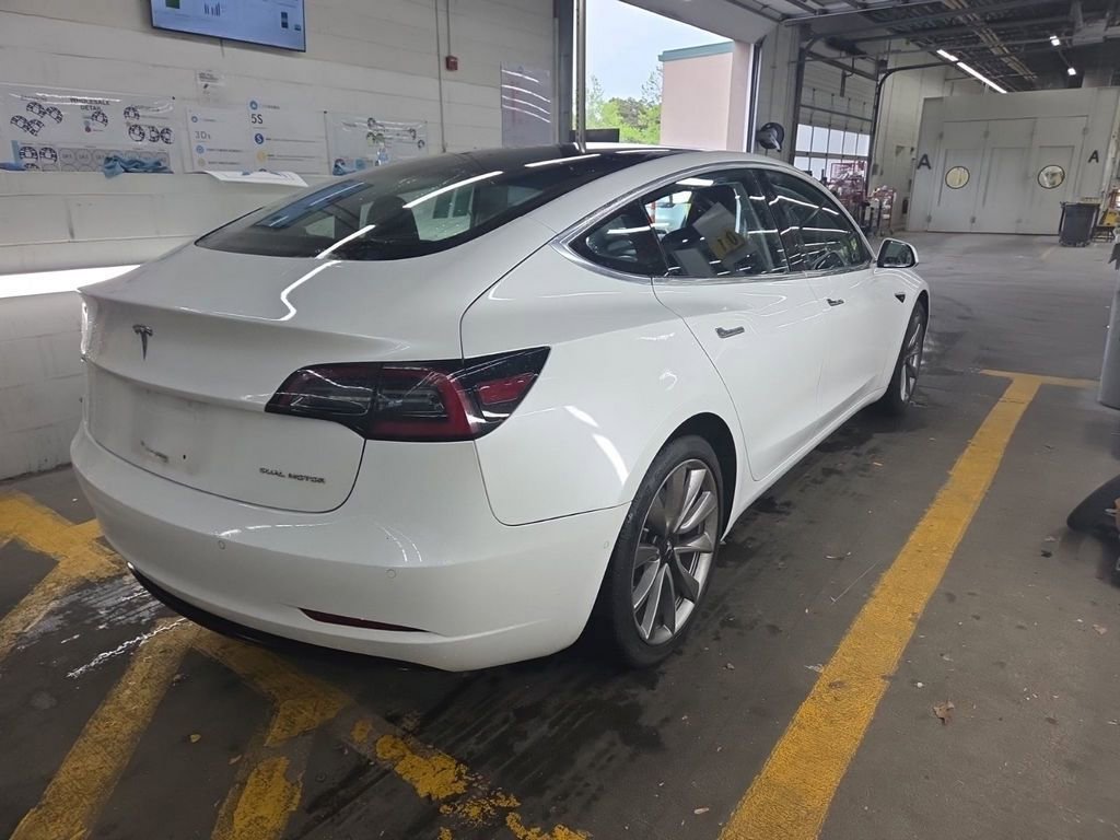 Used 2018 Tesla Model 3 Long Range AWD/4WD image 4