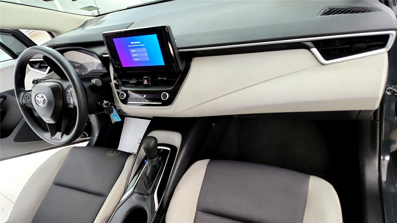 Used 2024 Toyota Corolla LE image 16