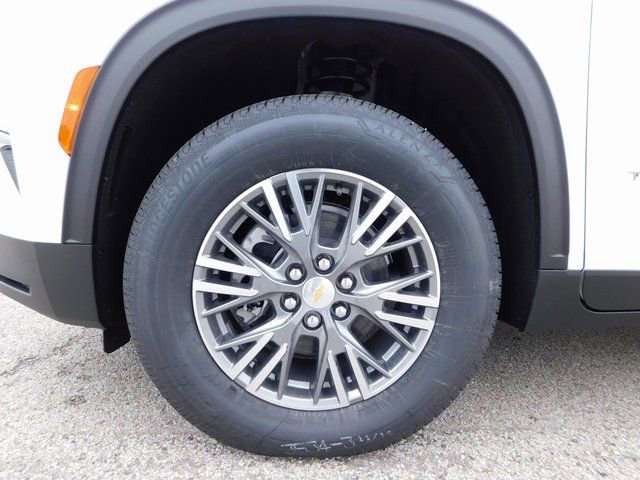 New 2026 Chevrolet Traverse LT w/ Driver Confidence Package image 10