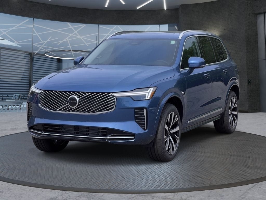 New 2026 Volvo XC90 B5 Core w/ Protection Package Premier AWD/4WD image 2