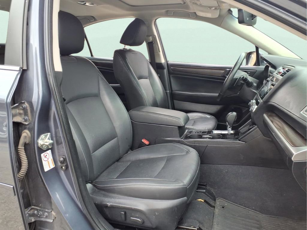 Used 2017 Subaru Legacy 3.6R Limited image 15
