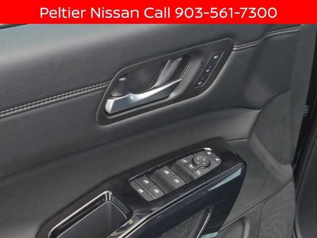 New 2026 Nissan Pathfinder Platinum w/ Cargo Package FWD image 11