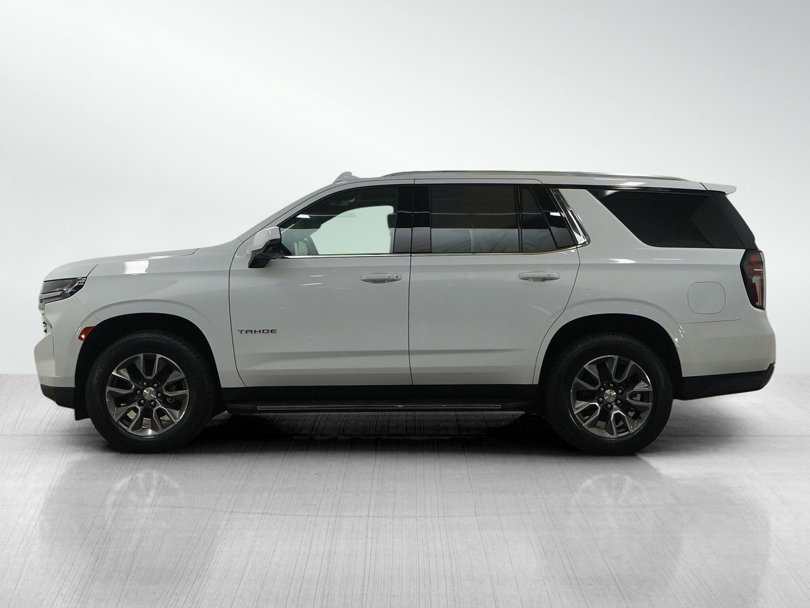 Used 2021 Chevrolet Tahoe LT w/ LT Signature Package image 2