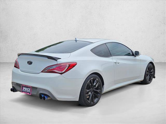 Used 2013 Hyundai Genesis 2.0T RWD image 5