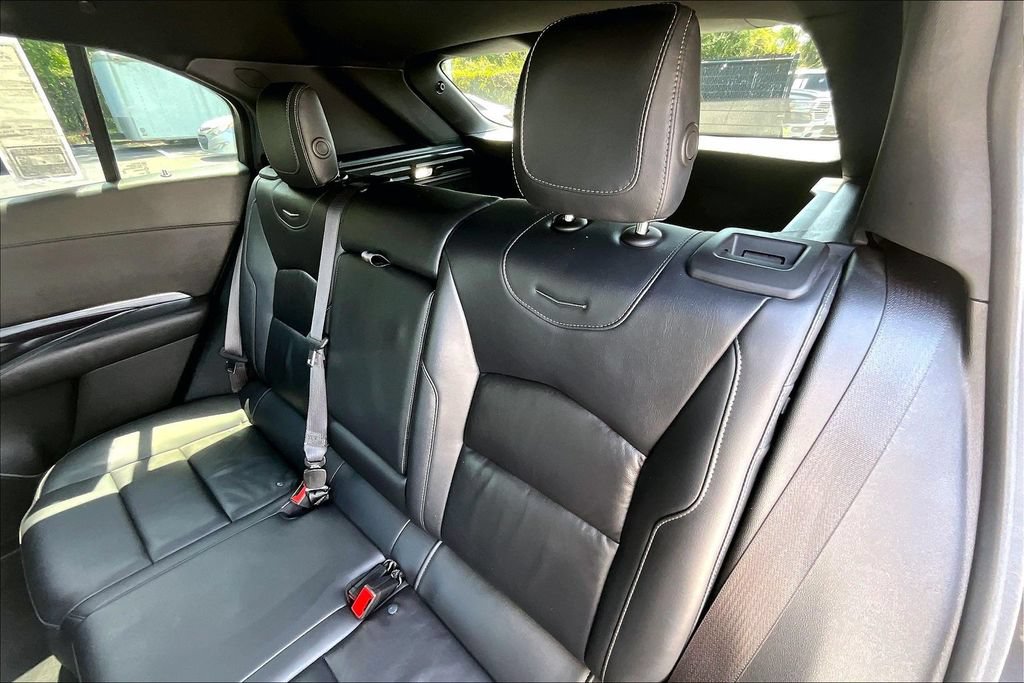 Used 2023 Cadillac XT4 Luxury AWD/4WD image 22