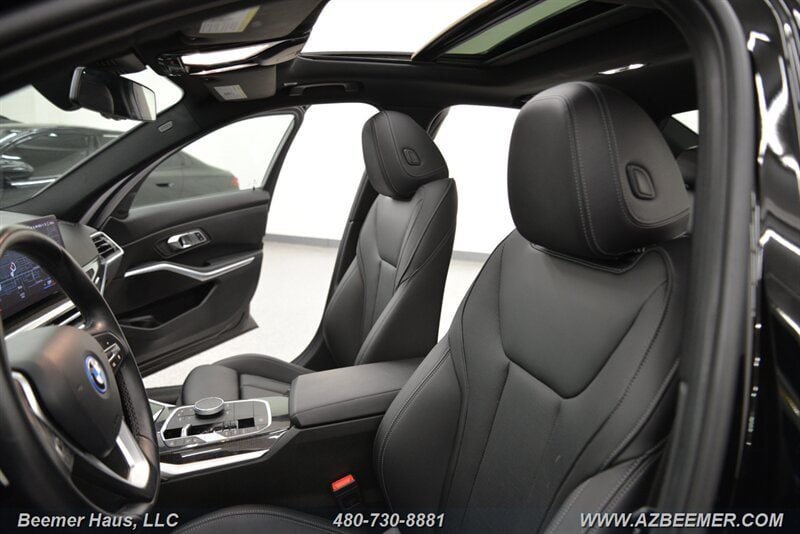 Used 2023 BMW 330e w/ Driving Assistance Package RWD image 18