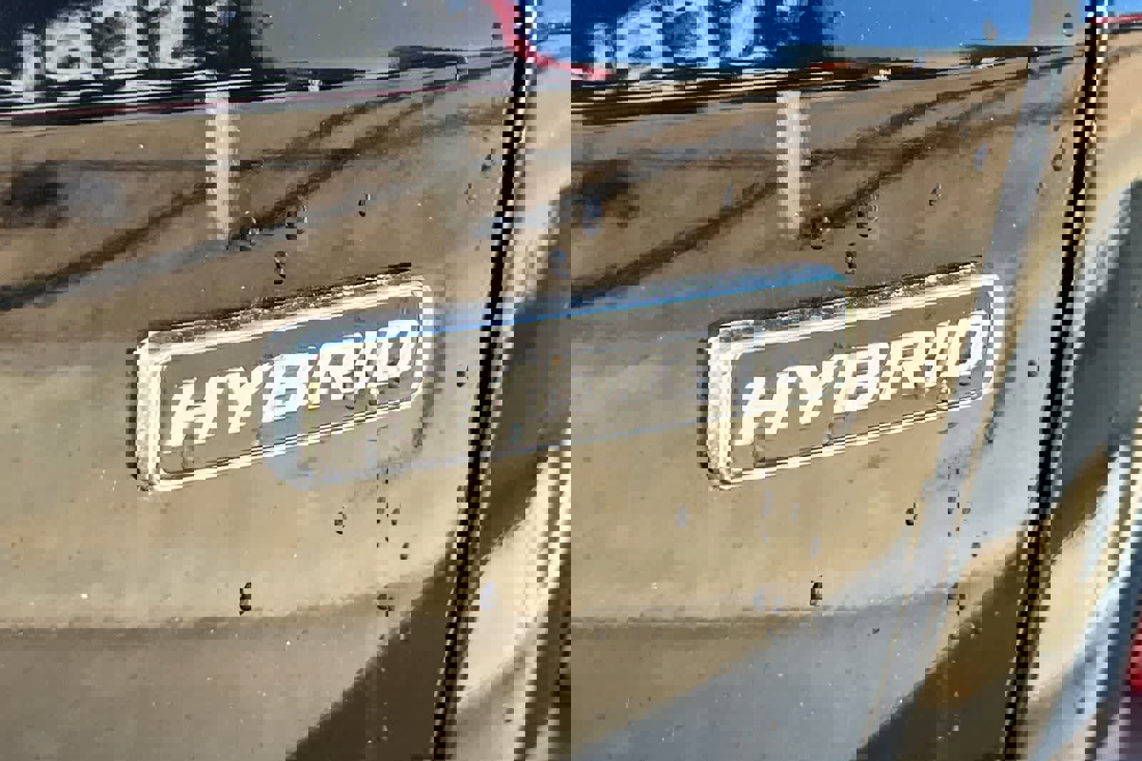 Used 2021 Ford Escape SE w/ Cold Weather Package image 17