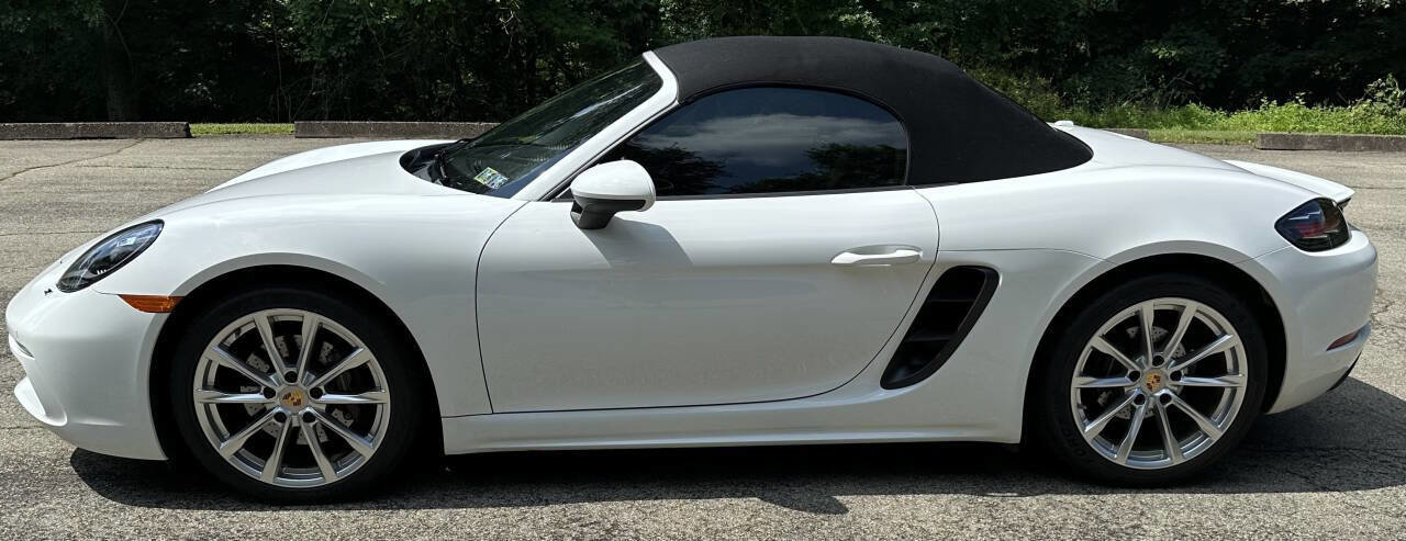 Used 2018 Porsche 718 Boxster Base 2dr Convertible RWD image 8