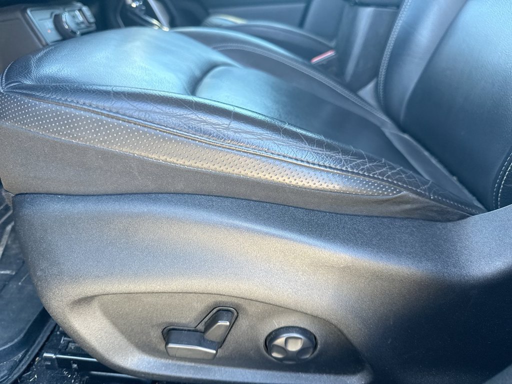 Used 2021 Jeep Renegade Limited AWD/4WD image 22