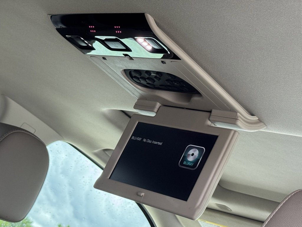 Used 2020 Chevrolet Tahoe Premier image 24