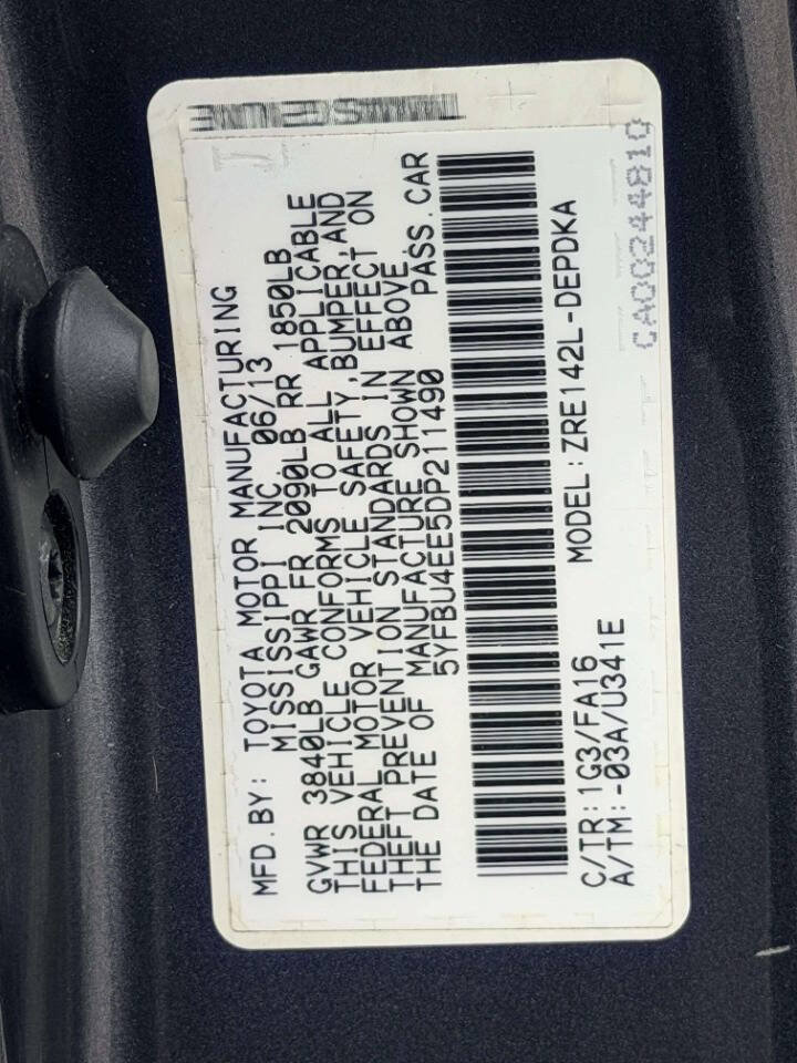 Used 2013 Toyota Corolla L FWD image 19