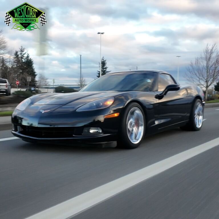 Used 2013 Chevrolet Corvette Coupe image 1