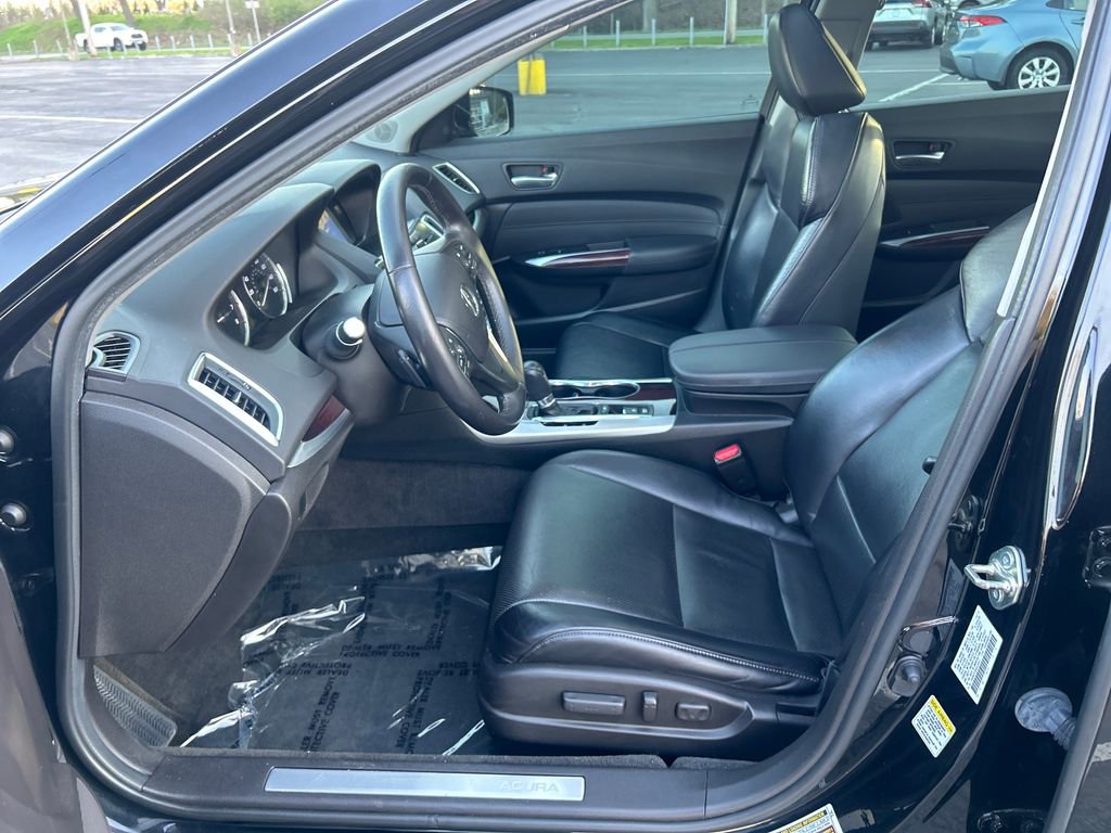 Used 2016 Acura TLX w/ Technology Package image 17