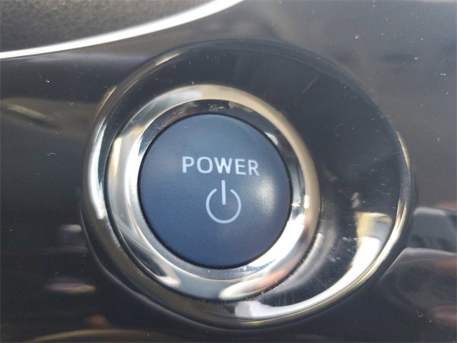 Used 2020 Toyota Prius XLE image 30
