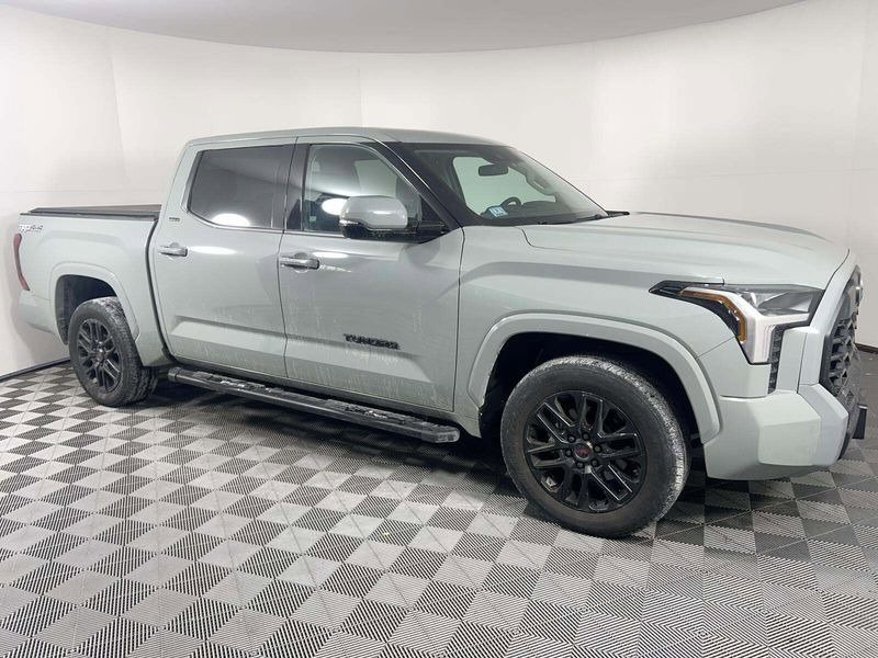 Used 2022 Toyota Tundra SR5 image 3