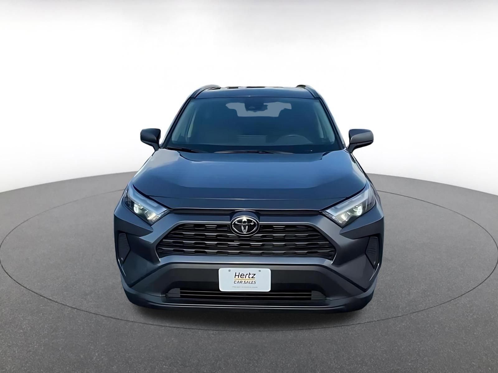 Used 2025 Toyota RAV4 LE image 4