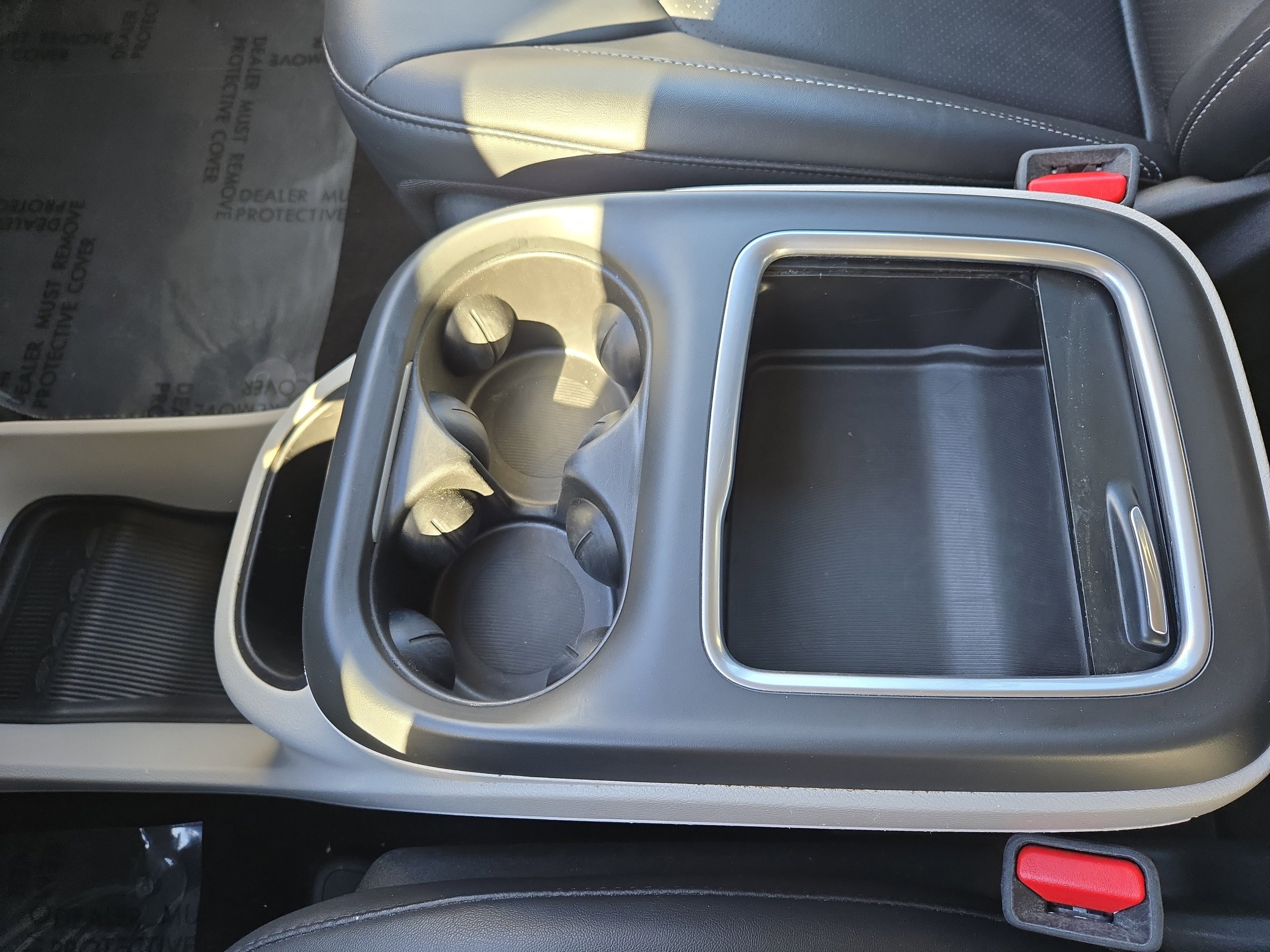 Used 2024 Chrysler Pacifica Touring-L image 22