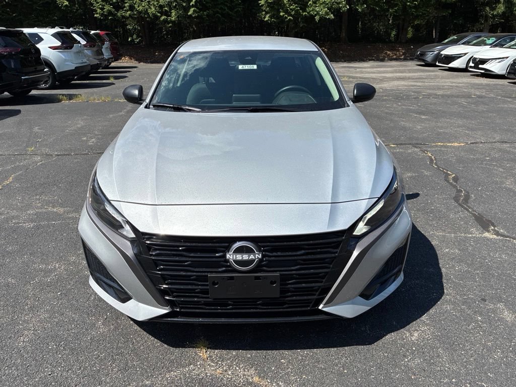 New 2026 Nissan Altima 2.5 SV FWD image 2