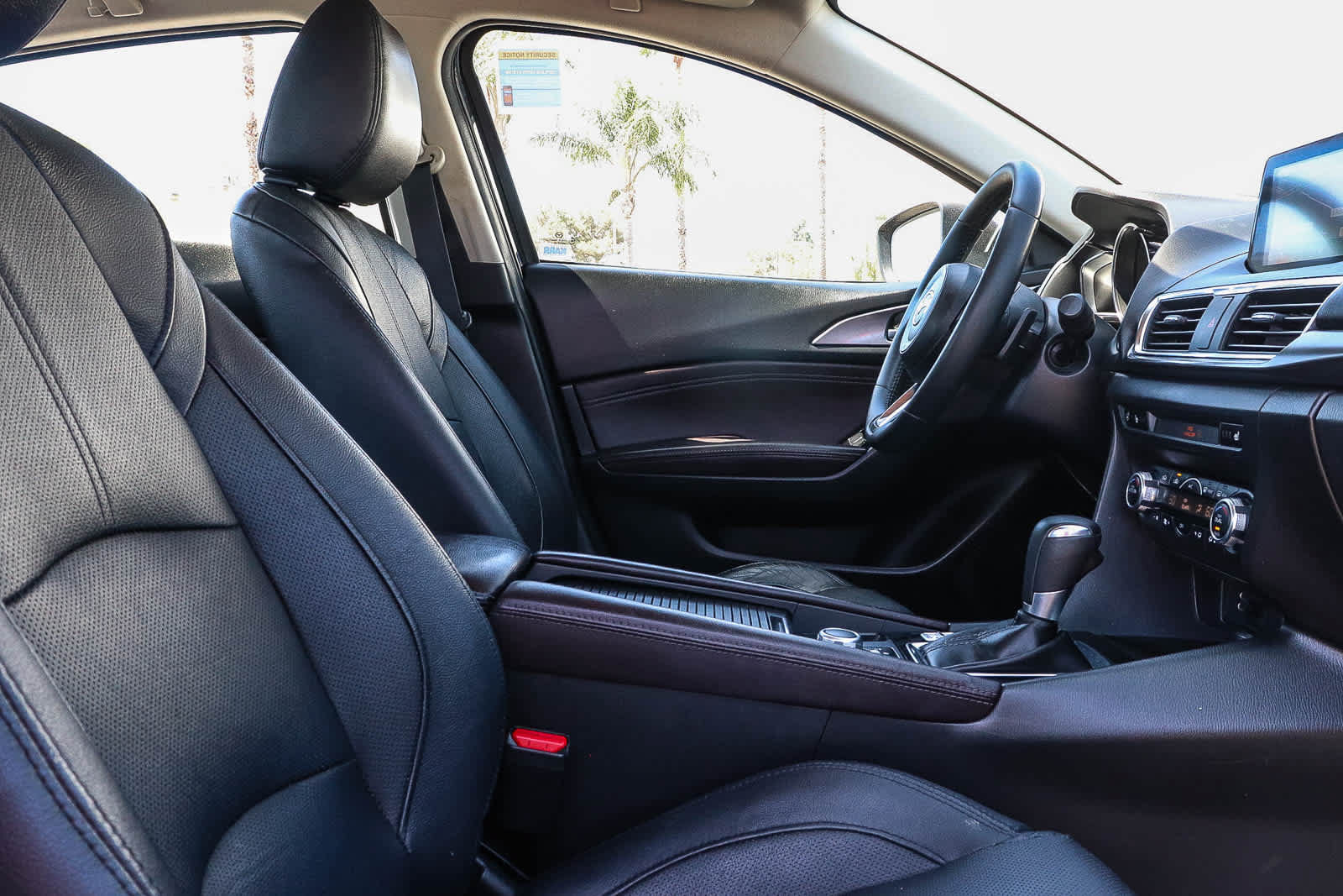Used 2017 MAZDA MAZDA3 Grand Touring w/ Premium Equipment Package FWD image 27