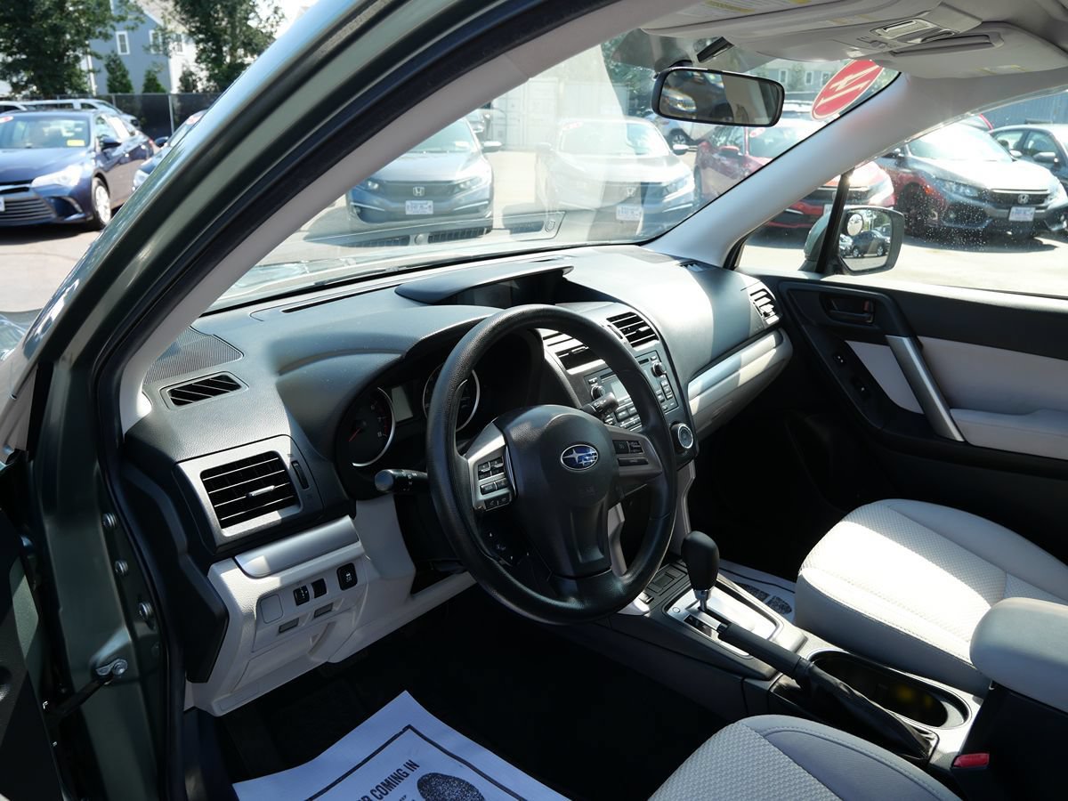 Used 2014 Subaru Forester 2.5i Premium w/ All-Weather Package AWD/4WD image 9