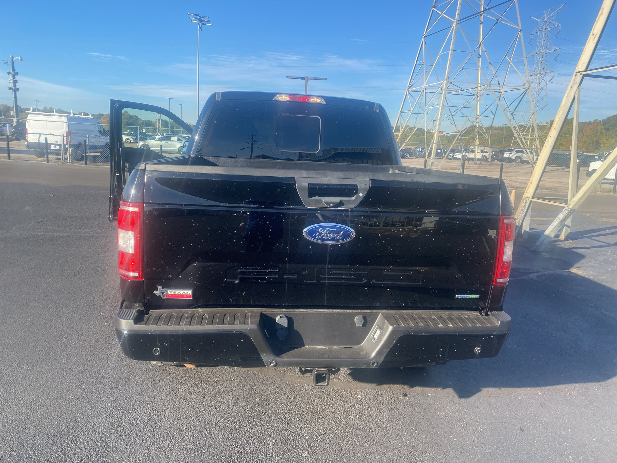 Used 2018 Ford F150 XLT w/ Equipment Group 302A Luxury AWD/4WD image 9