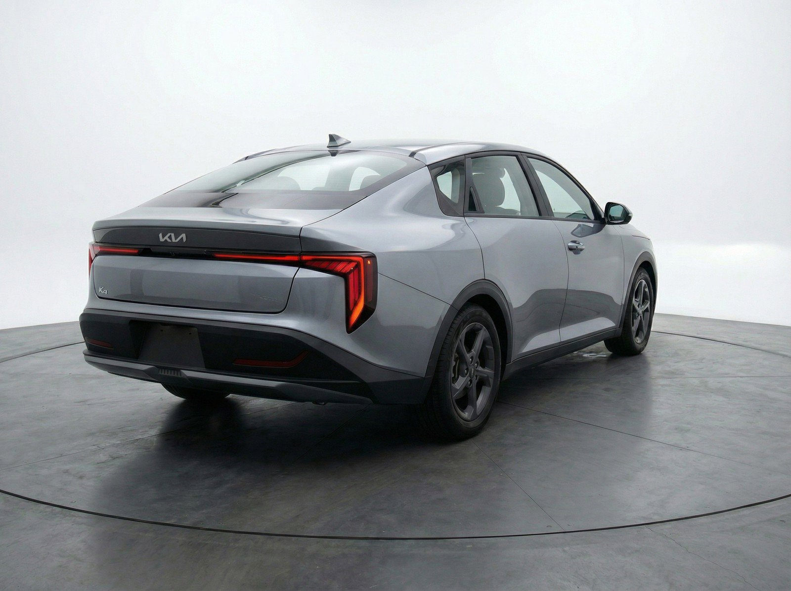 Used 2025 Kia K4 LXS FWD image 9