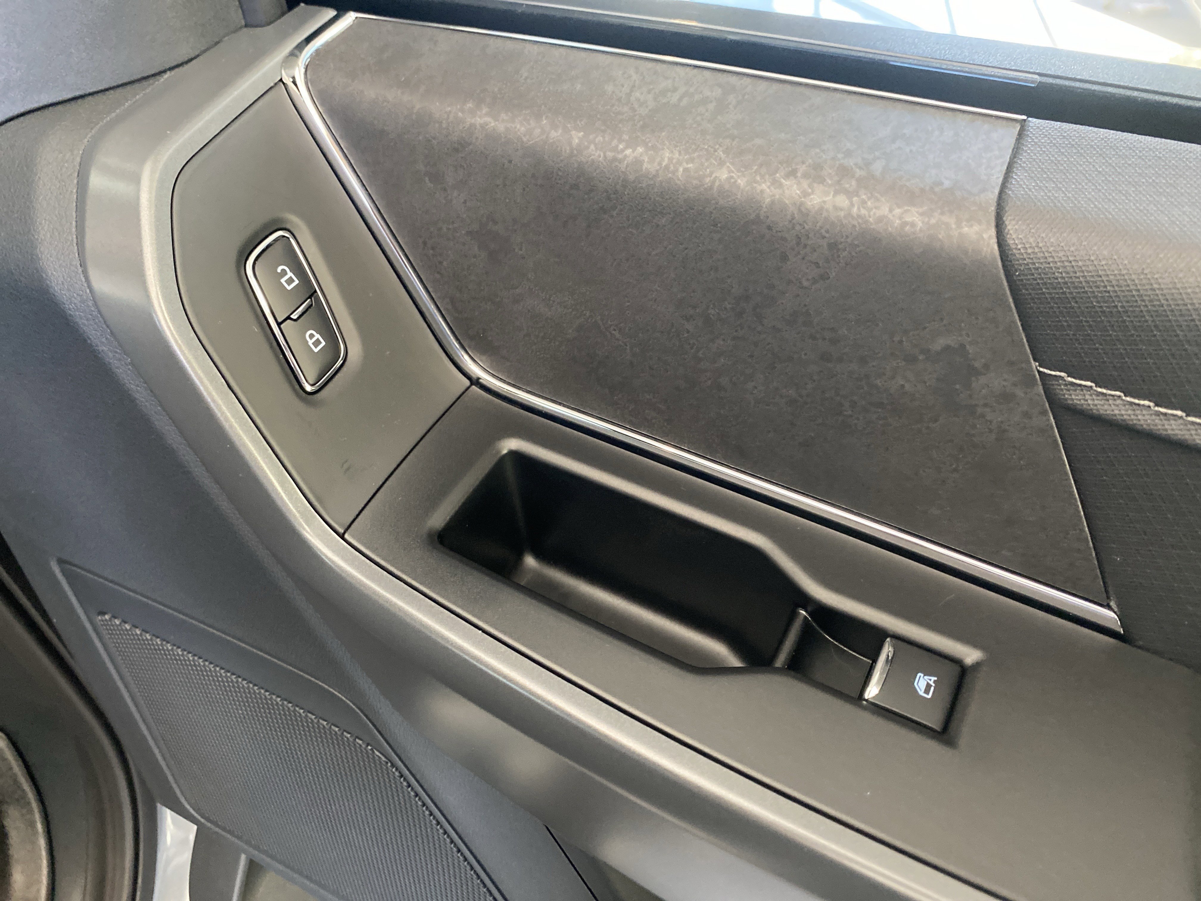 Used 2024 Ford F150 XLT w/ Equipment Group 302A MID image 29