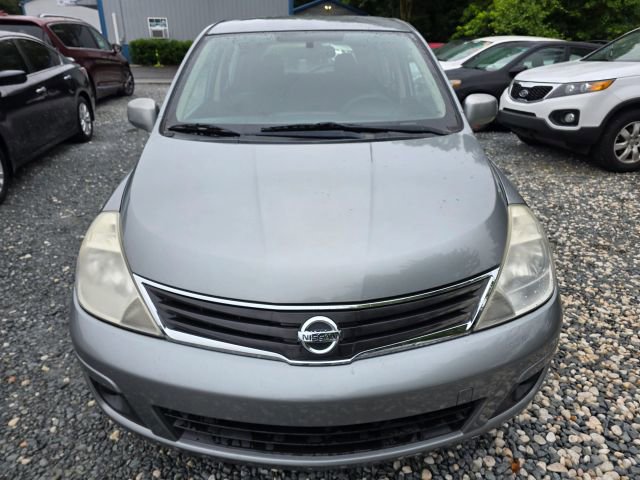 Used 2011 Nissan Versa 1.8 S w/ Plus Pkg FWD image 2