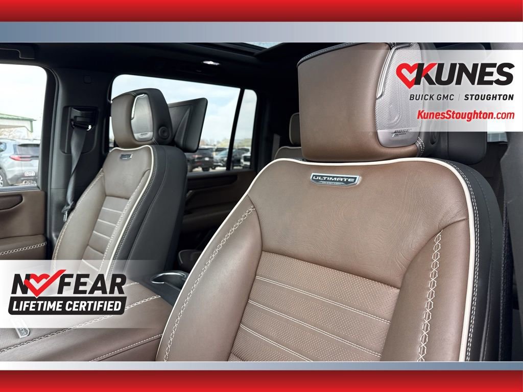 Used 2025 GMC Yukon XL Denali Ultimate w/ LPO, Floor Liner Package AWD/4WD image 24