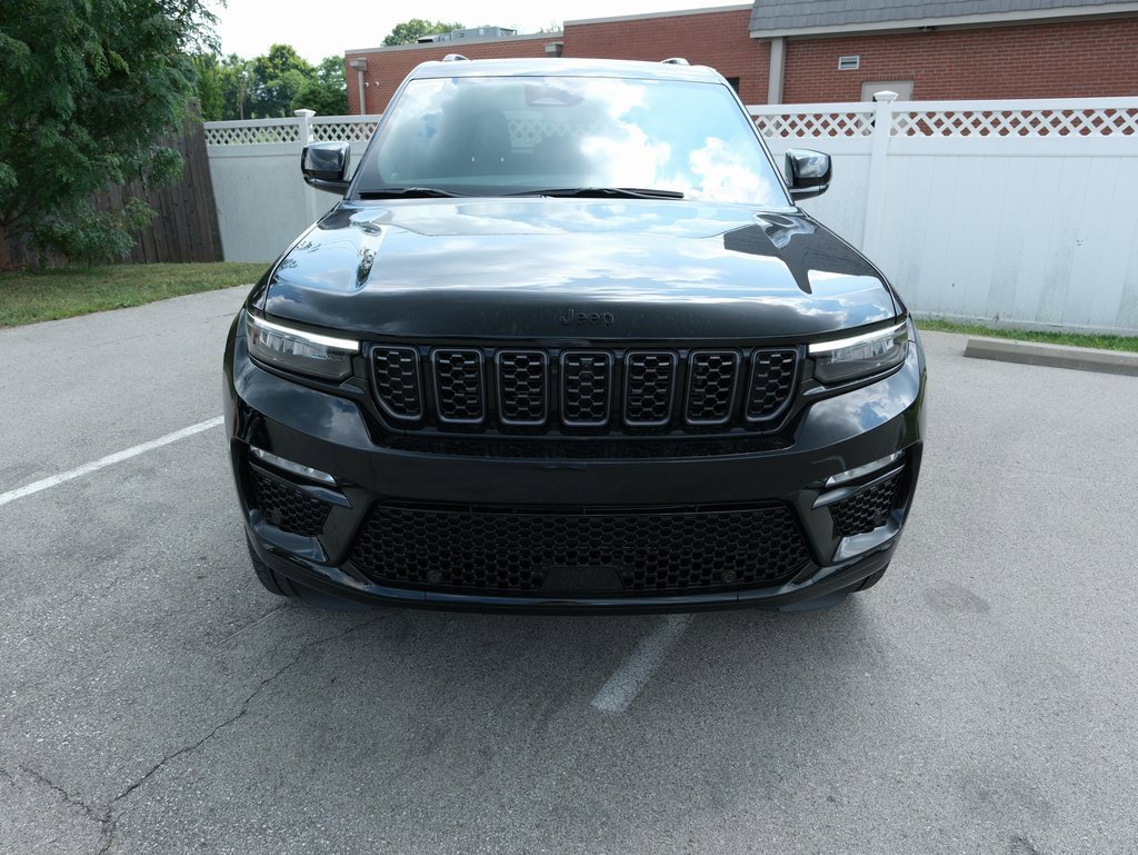 New 2025 Jeep Grand Cherokee Summit image 13