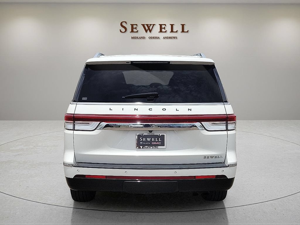 Used 2022 Lincoln Navigator Black Label AWD/4WD image 4