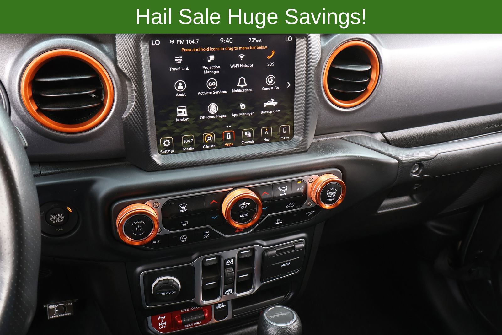Used 2023 Jeep Gladiator Mojave AWD/4WD image 19