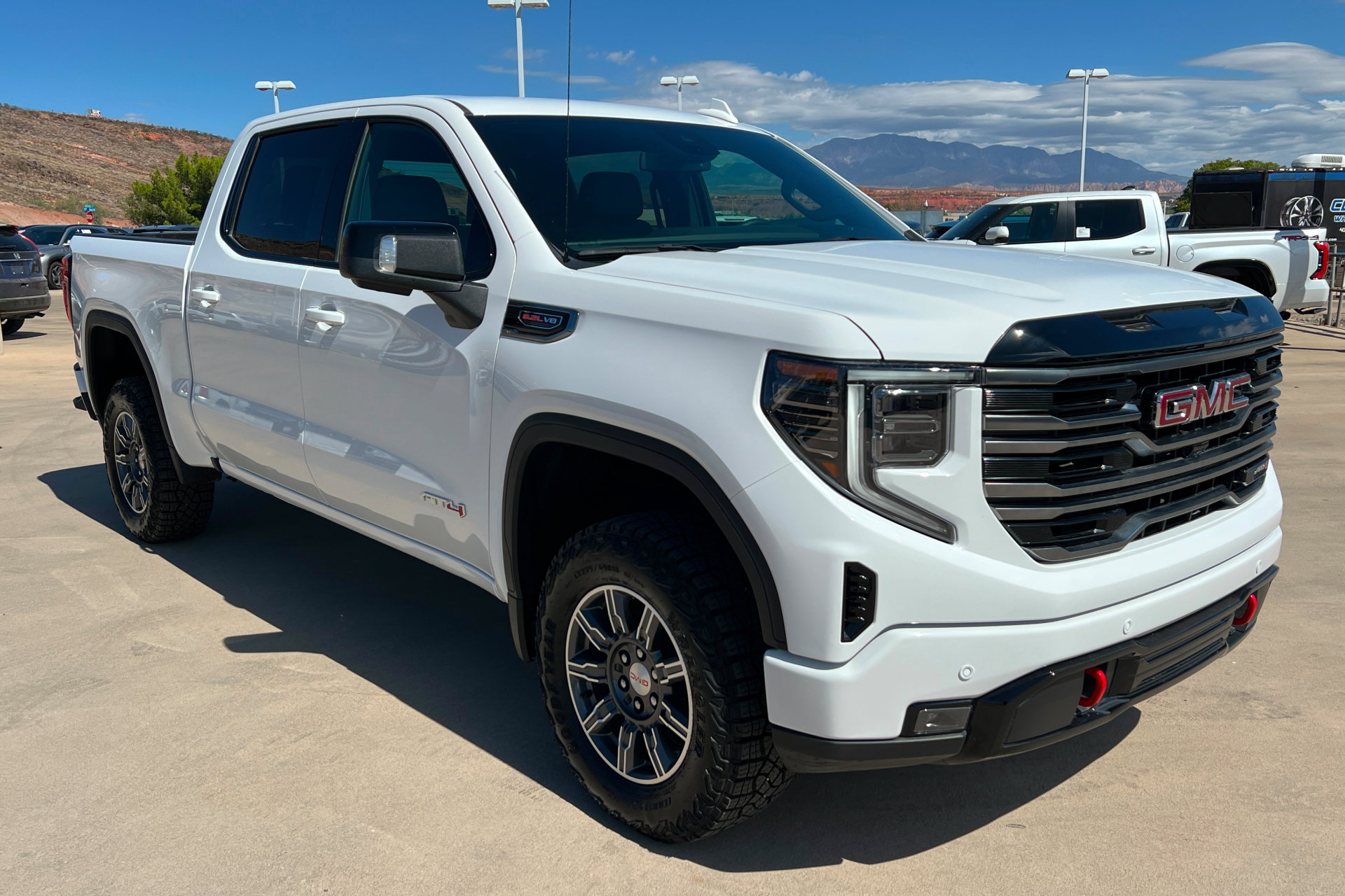 Used 2026 GMC Sierra 1500 AT4 AWD/4WD image 8