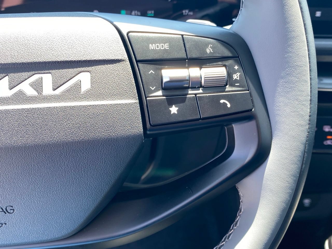 New 2026 Kia EV6 Light RWD image 15