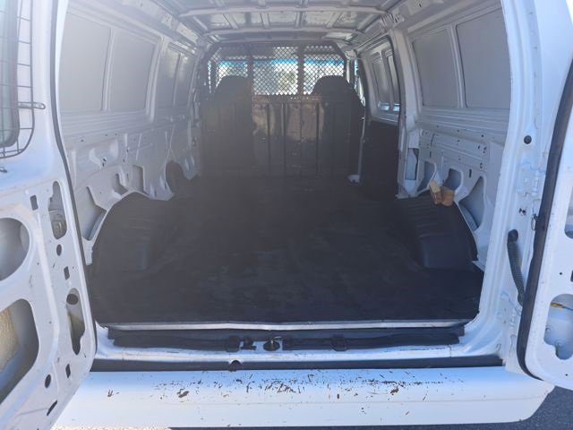 Used 1998 Ford E-150 and Econoline 150 image 17