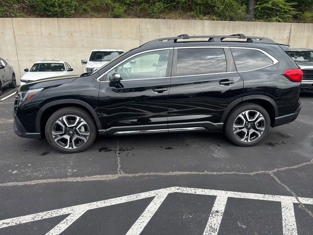 Used 2023 Subaru Ascent Limited w/ Technology Package image 4