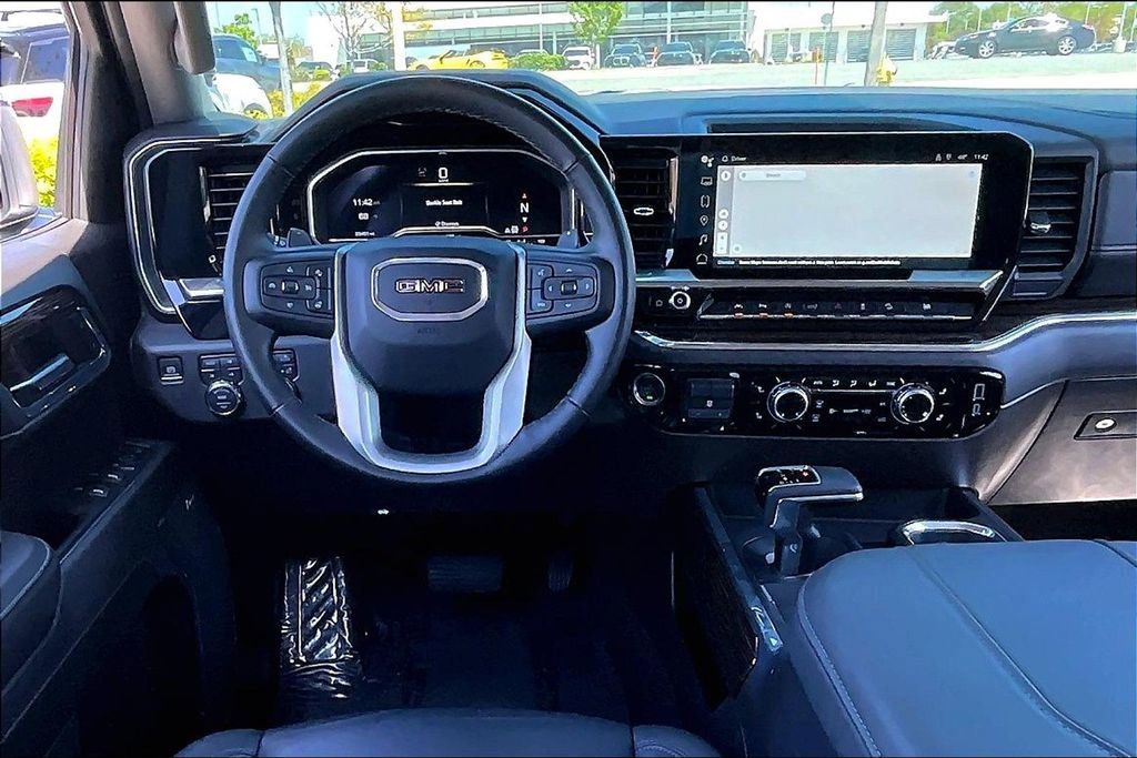 Used 2024 GMC Sierra 1500 Elevation w/ Elevation Premium Package AWD/4WD image 17