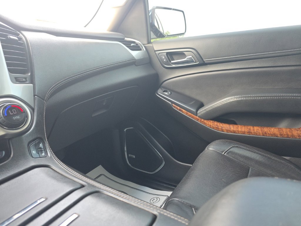 Used 2019 Chevrolet Tahoe Premier AWD/4WD image 18