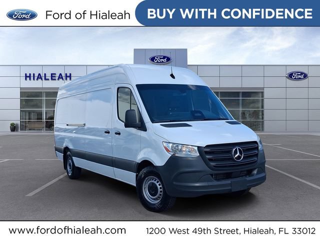 Used 2025 Mercedes-Benz Sprinter 2500 w/ Dashboard Charging Package