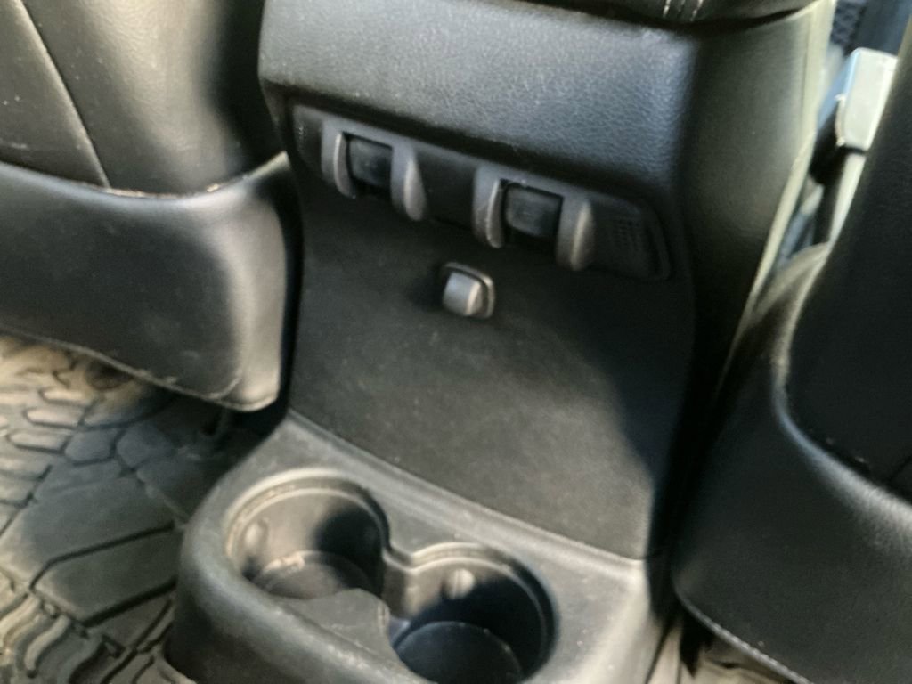 Used 2017 Jeep Wrangler Unlimited Rubicon image 20