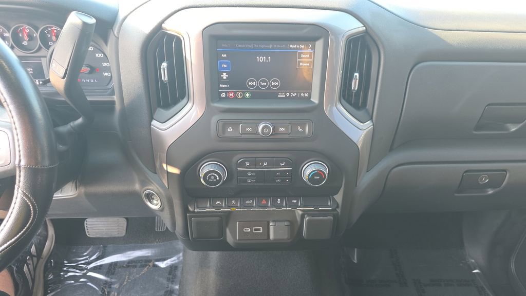 Used 2022 Chevrolet Silverado 1500 Custom w/ LPO, Dark Essentials Package image 22