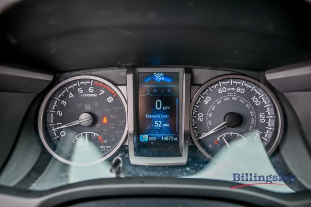 Used 2023 Toyota Tacoma TRD Off-Road w/ Technology Package AWD/4WD image 9