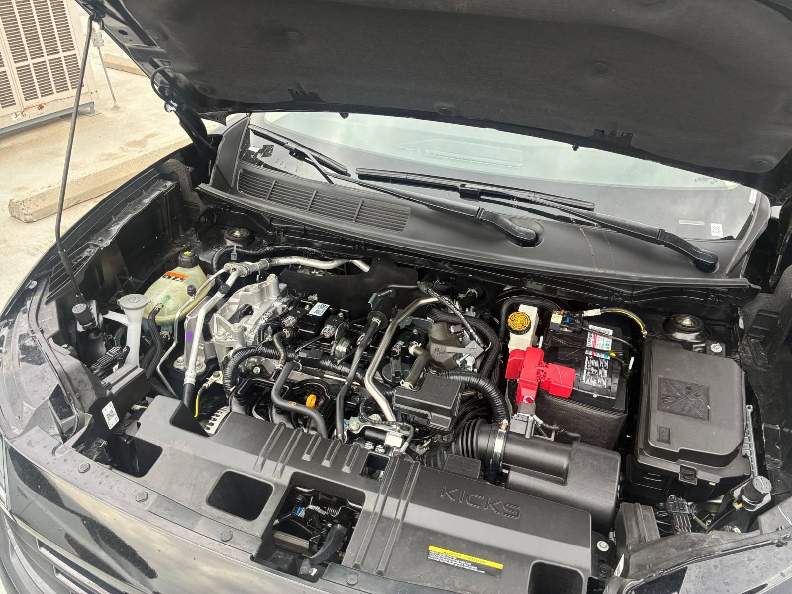 Used 2026 Nissan Kicks SR AWD/4WD image 26