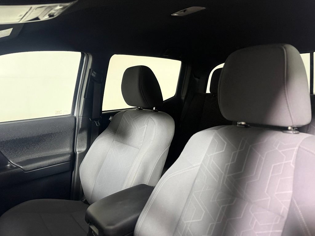 Used 2019 Toyota Tacoma TRD Sport w/ Technology Package AWD/4WD image 20