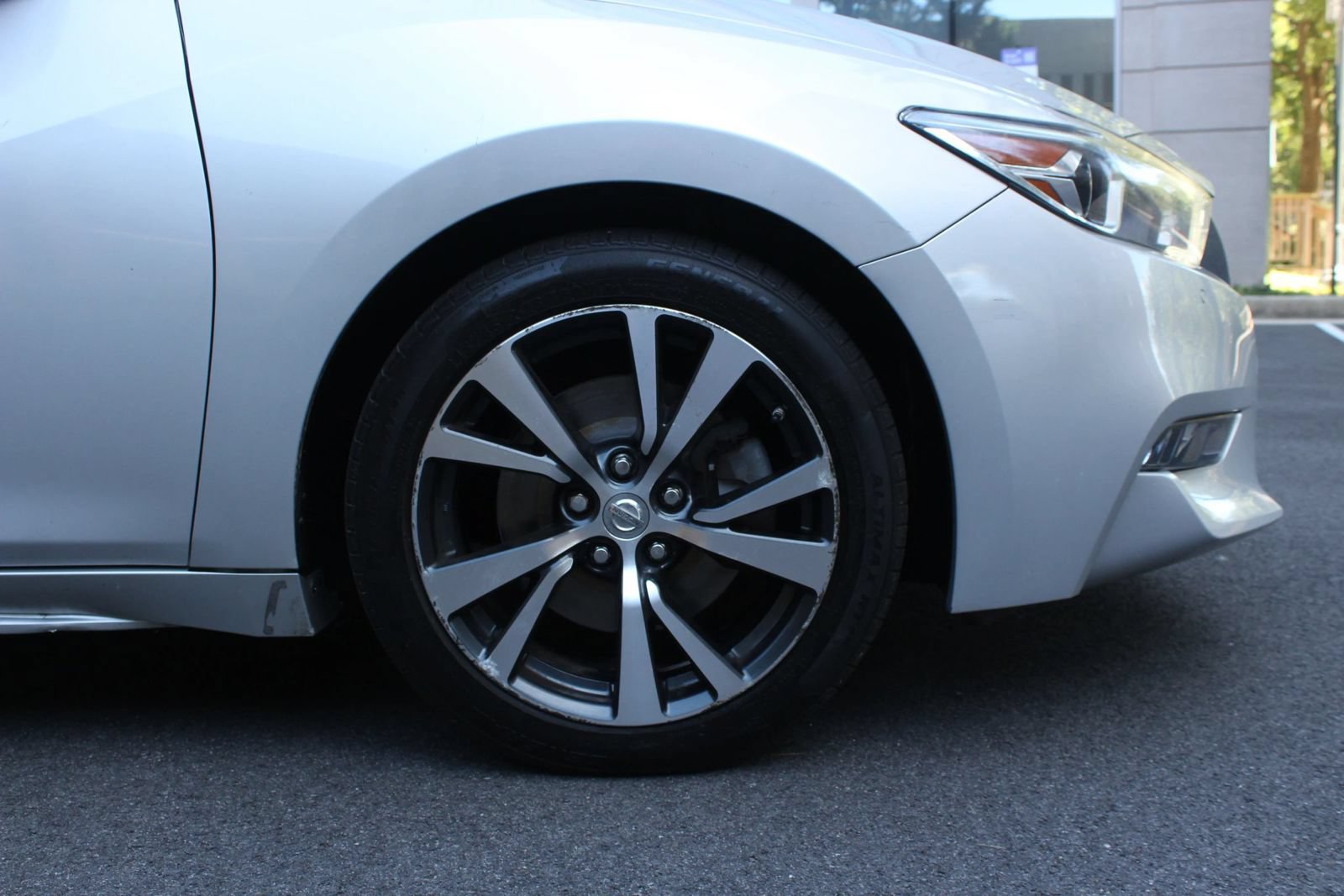 Used 2017 Nissan Maxima 3.5 SL FWD image 4