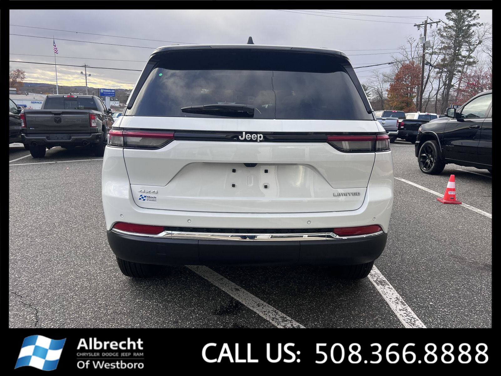 New 2025 Jeep Grand Cherokee Limited image 4