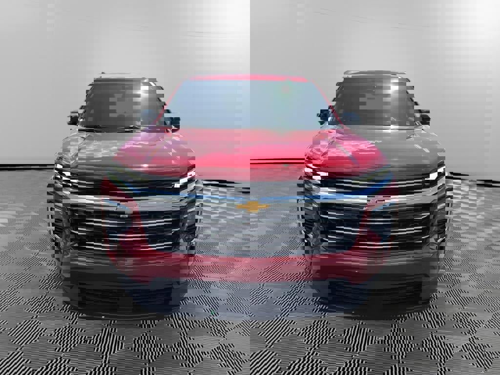 New 2026 Chevrolet Traverse LT image 2