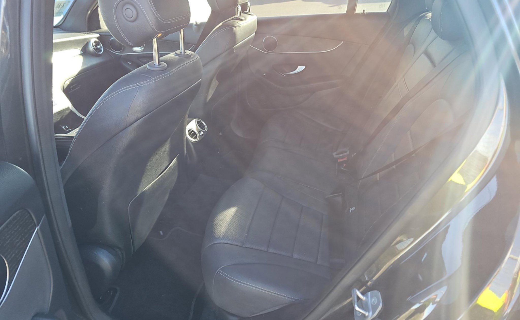 Used 2020 Mercedes-Benz GLC 300 image 11