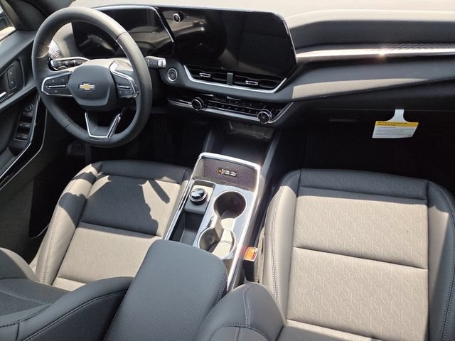 New 2027 Chevrolet Equinox LT w/ Convenience Package II FWD image 22