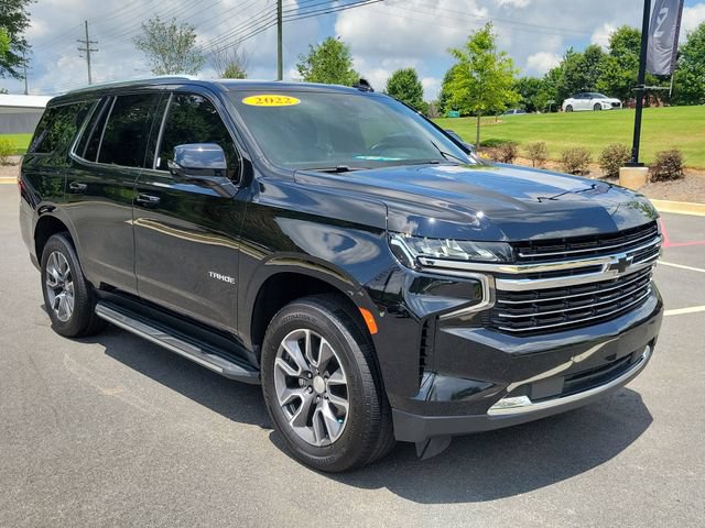Used 2022 Chevrolet Tahoe LT w/ Luxury Package AWD/4WD image 3